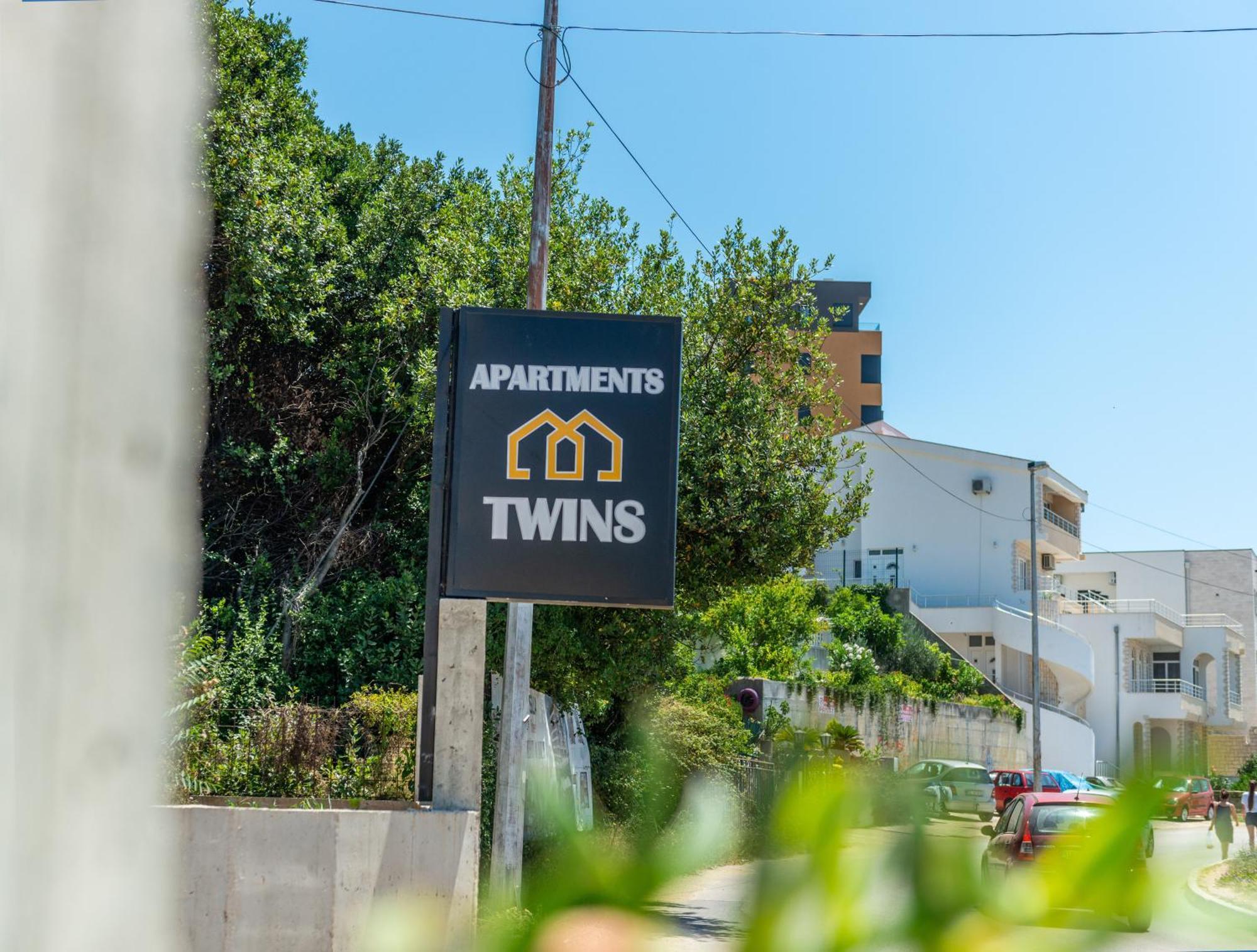 Twins Apartments อุลซิน ภายนอก รูปภาพ